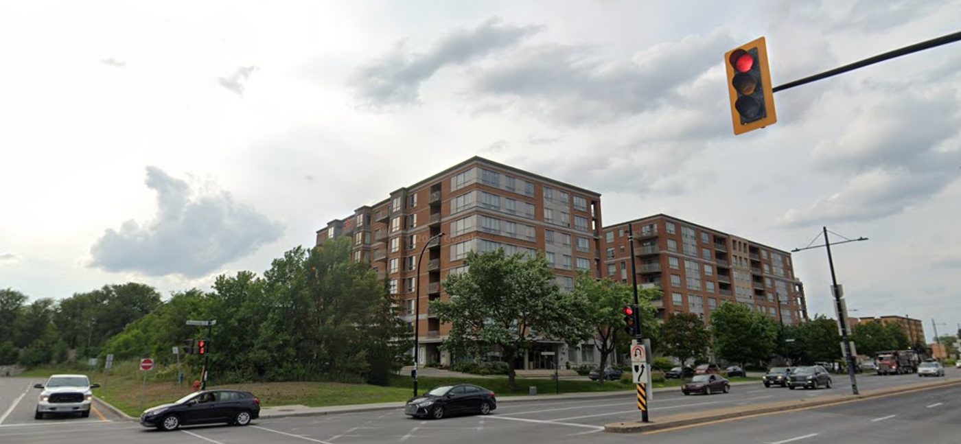 Jardins Versailles multi-unit residential complex, Montréal